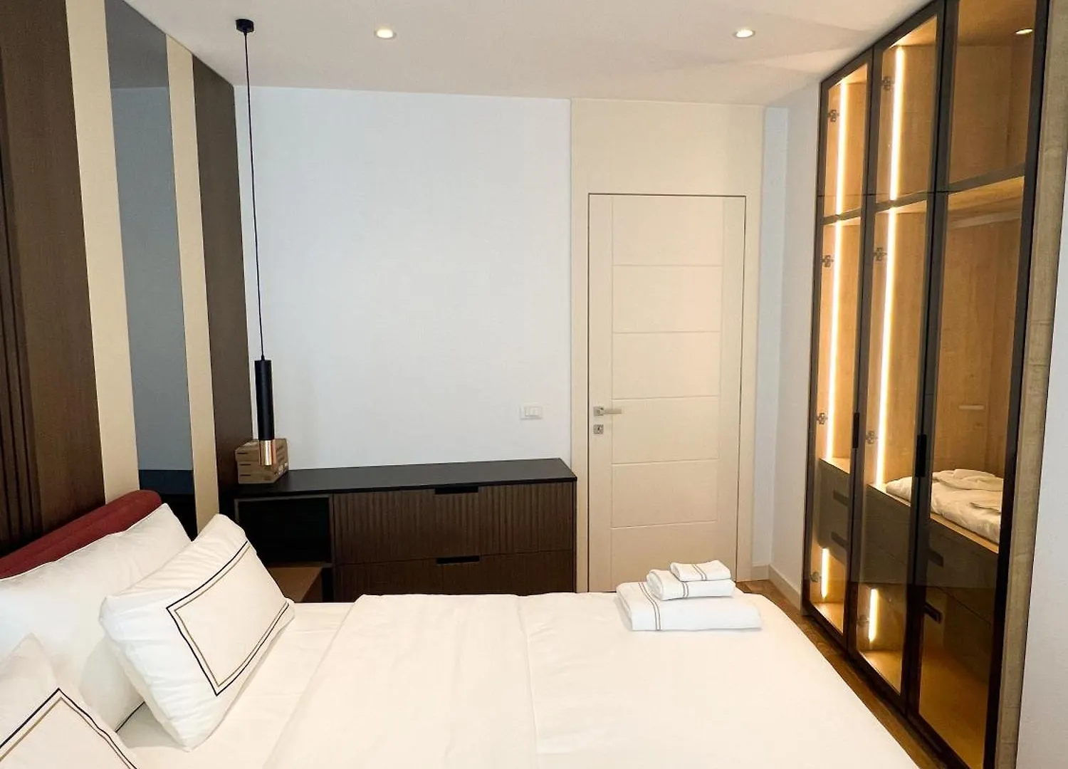 Διαμέρισμα Joel Apartament Τίρανα