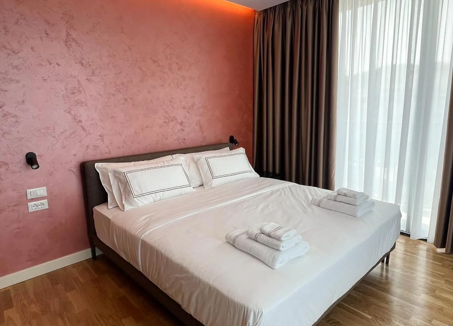 Joel Apartament Tirana Albania