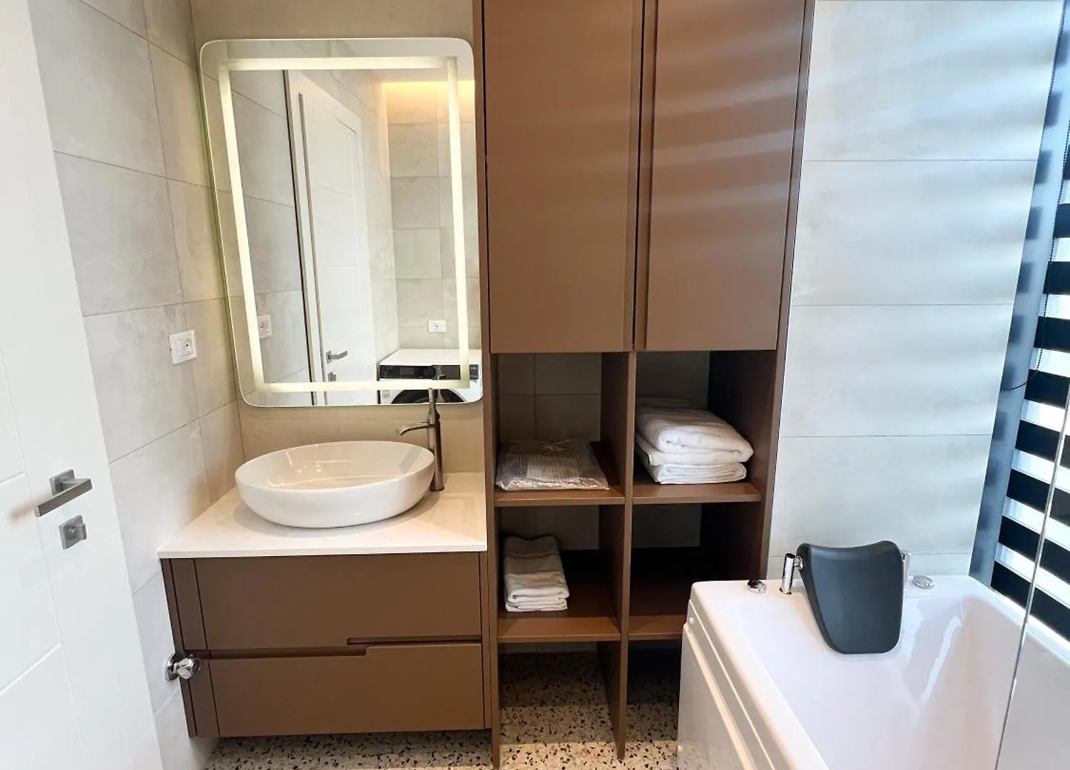 Joel Apartament Tirana